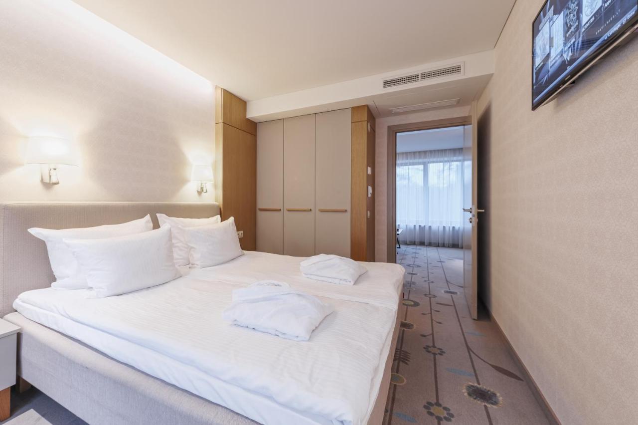 מלון Vilnius 4*